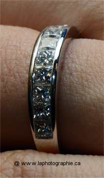 Photo d'un bijou de diamants avec un r�flecteur